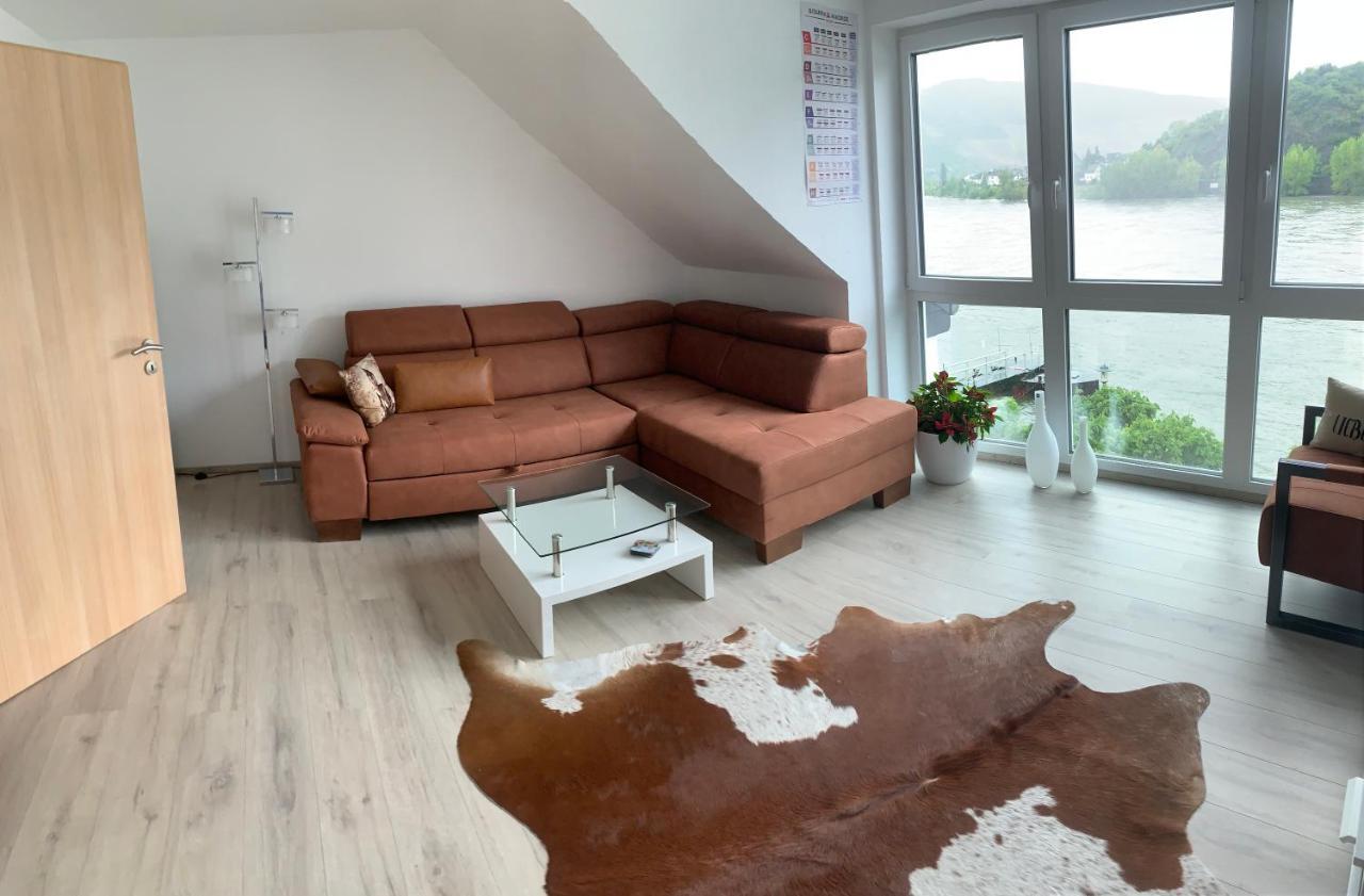 Grosse Wohnung Mit Rheinblick 博帕德 外观 照片